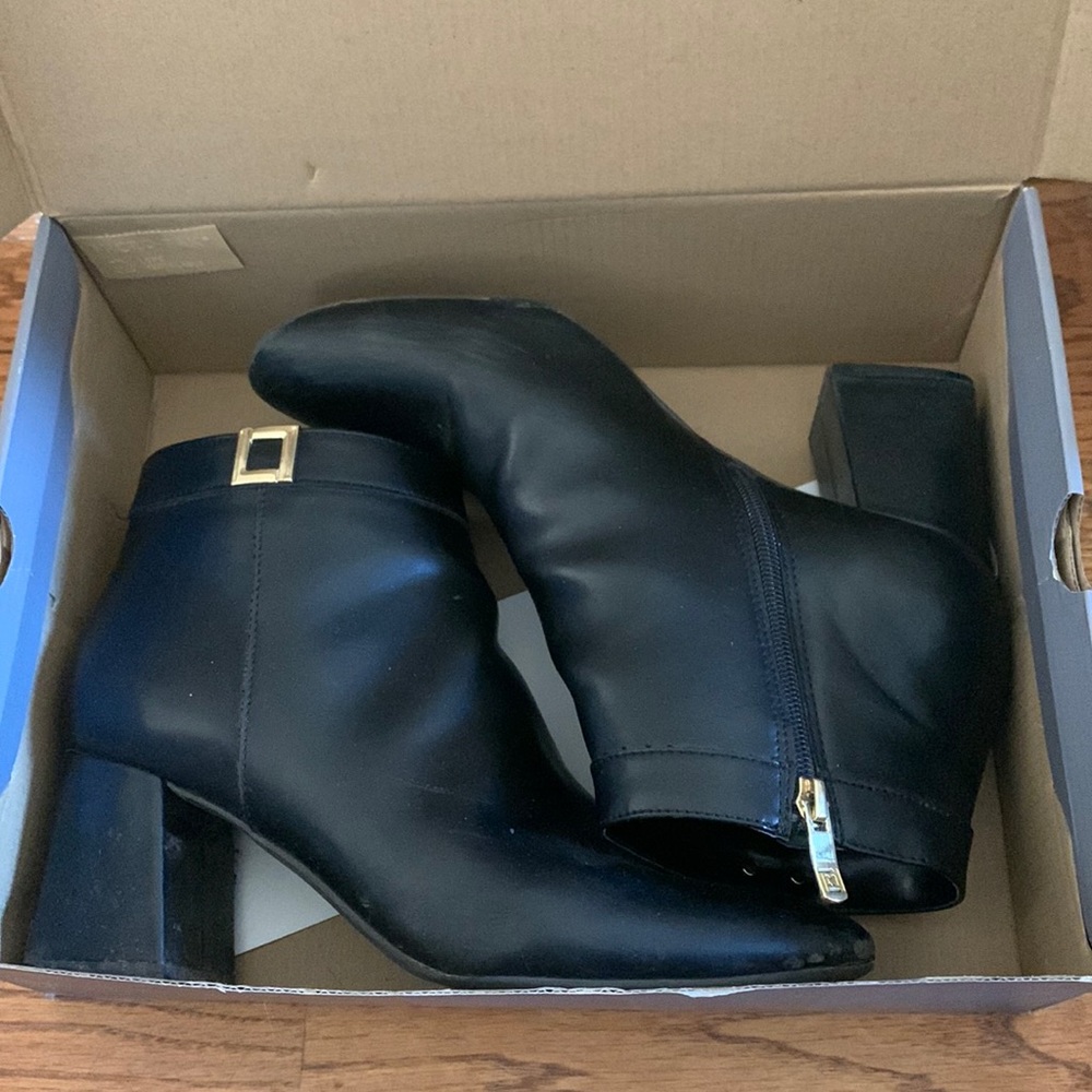 Liz claiborne. Black , womans size 9 booties